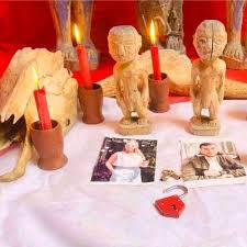 éloigner une rivale de l’être aimé, récupérer son amour